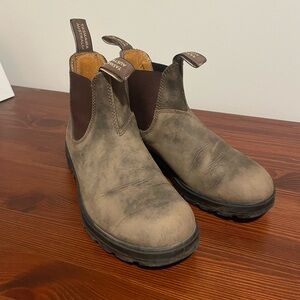 Blundstone rustic brown chelsea boots US womens size 7